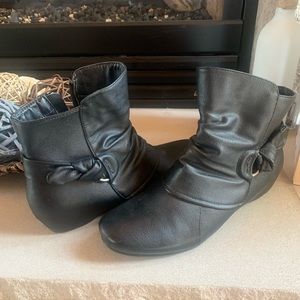 Women’s ankle boots